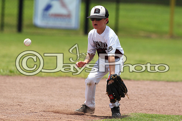 Benton (Cobb) vs. Benton (Jackson) Cal Ripken t-ball All-Stars 7-11-2015 (©Justin Manning) JWM_0035