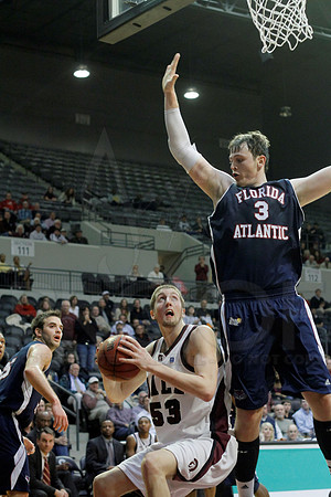 FAU @ UALR 1-24-13 (Justin Manning)0423