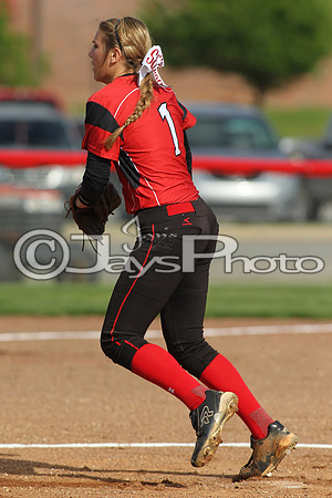Bauxite @ Harmony Grove softball 4-21-2015 (©Justin Manning) JWM_0040