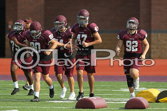 Benton Football Practice 8-4-17_JWM00198