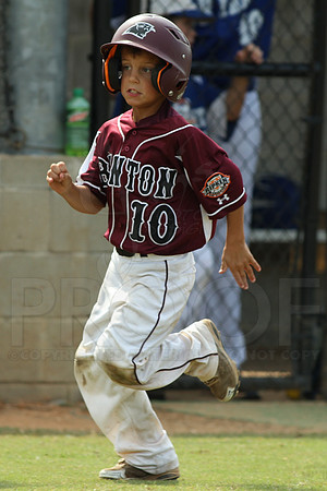 Benton-Midkiff vs. Bryant-Griffin 8 year old (Cal Ripken) 7-20-2014 (©Justin Manning) JWM_195