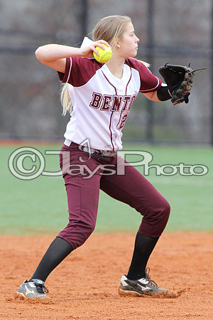 Cabot @ Benton Softball 3-10-2015 (©Justin Manning) JWM_0216