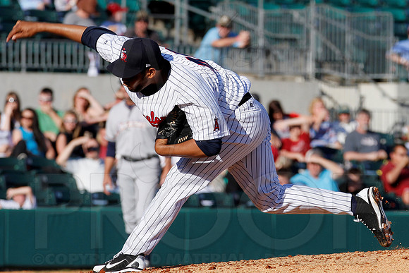 NW Arkansas Naturals @ Arkansas Travelers 4-21-12(Justin Manning)187