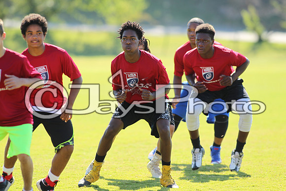 Tyrell Johnson Football Camp 6-10-17_JWM00229