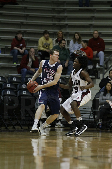 FAU @ UALR 1-24-13 (Justin Manning)0044
