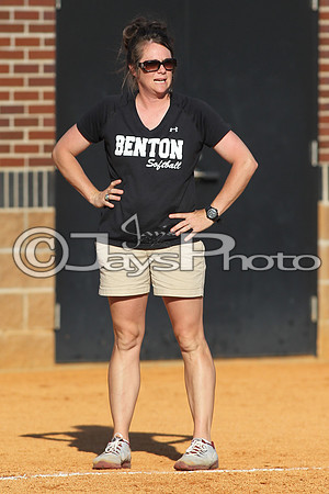 Harmony Grove @ Benton softball 4-16-2015 (©Justin Manning) JWM_0399