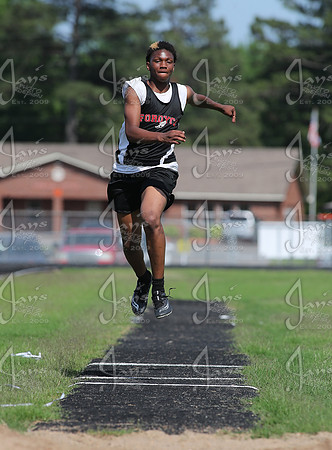 2A Region 8 District Track Meet 4-28-25_JWM_0632