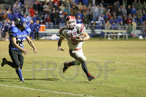 Dylan Ray eyeing the endzone.jpg