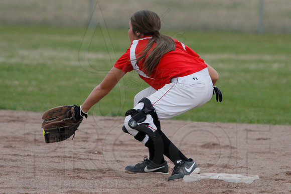 Harmony Grove @ Glen Rose softball 3-31-2014 (© Justin Manning) JWM_0139