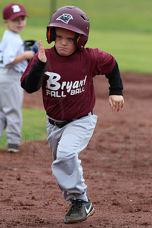 Bryant Fall Ball 9-13-2014 (©Justin Manning) JWM_216