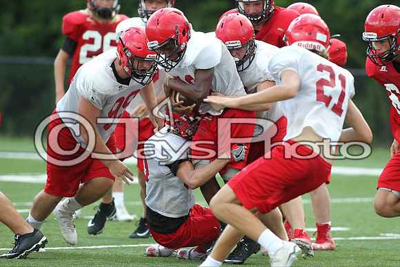 Harmony Grove Football Practice 8-10-17_JWM00216