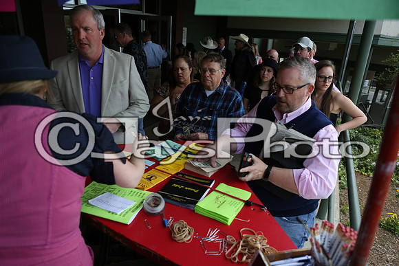 Arkansas Derby Day 4-11-2015 (©Justin Manning) JWM_0286