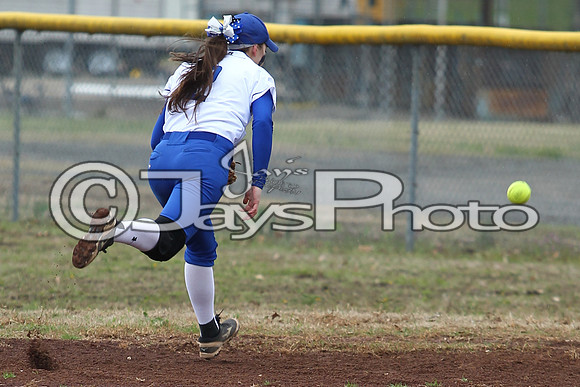 Bryant vs. Batesville softball 3-28-2015 (©Justin Manning) JWM_0023
