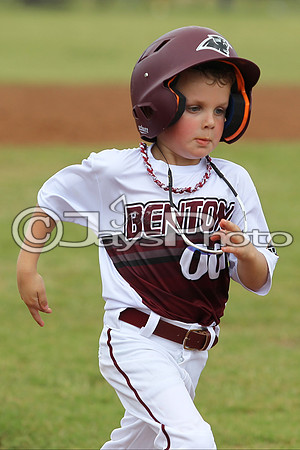 Benton (Cobb) vs. Benton 5-6 year old All-Stars 6-14-2015 (©Justin Manning) JWM_0106
