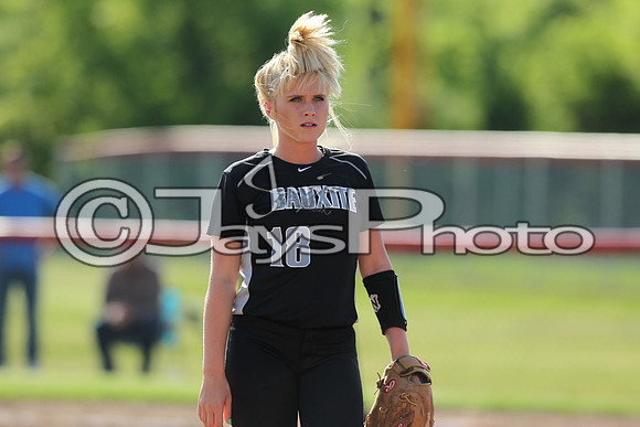 Bauxite @ Harmony Grove softball 4-21-2015 (©Justin Manning) JWM_0250
