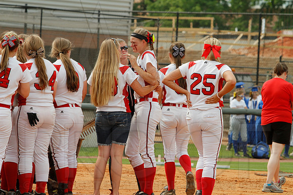 5A State Softball Finals Vilonia vs. White Hall 5-23-2014 (© Justin Manning) JWM_0428