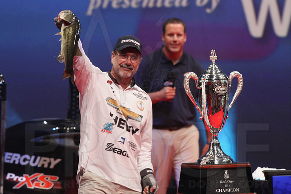 FLW Forrest Wood Cup Day final day 8-18-13 (© Justin Manning) JWM0370