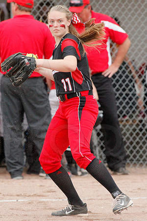 Harmony Grove @ Glen Rose softball 3-31-2014 (© Justin Manning) JWM_0082