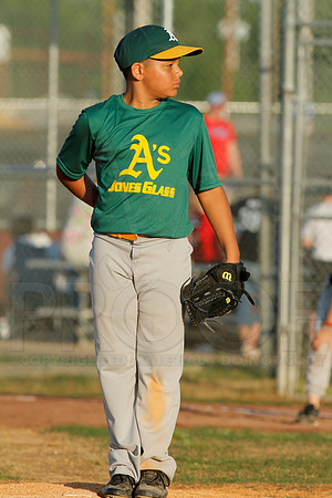 Thunder vs. A's 9-10 year old baseball 4-22-2014 (© Justin Manning) JWM_0003