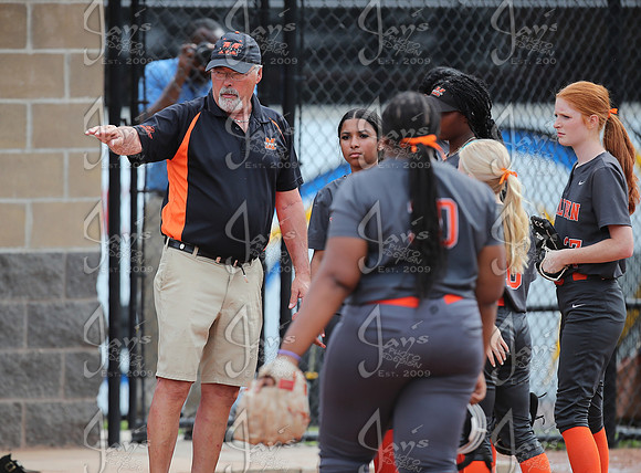 Estem @ Malvern (SENIOR NIGHT) 5-5-25_JWM_0344