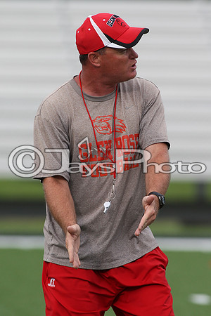 Glen Rose towel game (preseason football red-white game) 5-28-2015 (©Justin Manning) JWM_0097