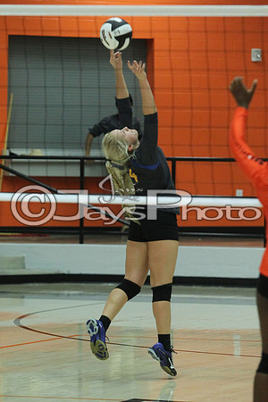 Sheridan @ Malvern Volleyball 9-11-17_JWM00038