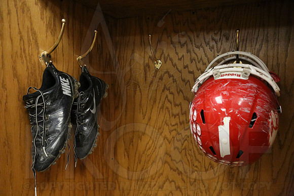 Glen Rose vs. Charleston 12-21-13 (©Justin Manning) (©Justin Manning) JWM0138 0138