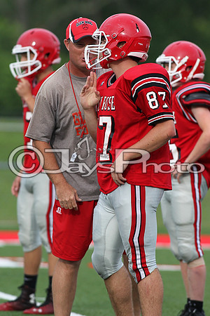Glen Rose towel game (preseason football red-white game) 5-28-2015 (©Justin Manning) JWM_0116