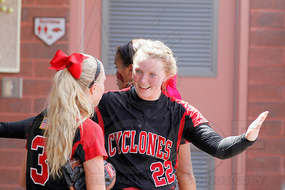 6A Benton vs Russellville State Finals 5-17-13 (© Justin Manning) JWM0184