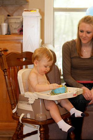 Kaleb's 1st birthday party 10-21-12 (Justin Manning)0028