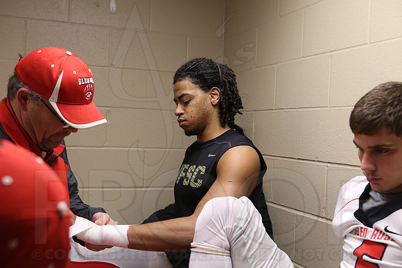 Glen Rose vs. Charleston 12-21-13 (©Justin Manning) (©Justin Manning) JWM0169 0169