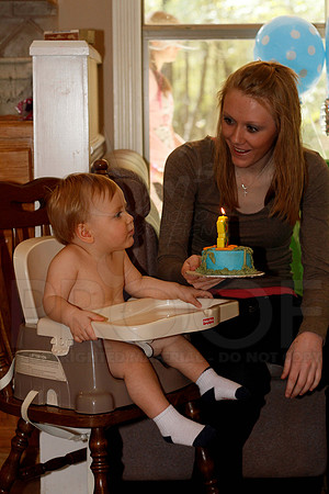 Kaleb's 1st birthday party 10-21-12 (Justin Manning)0023