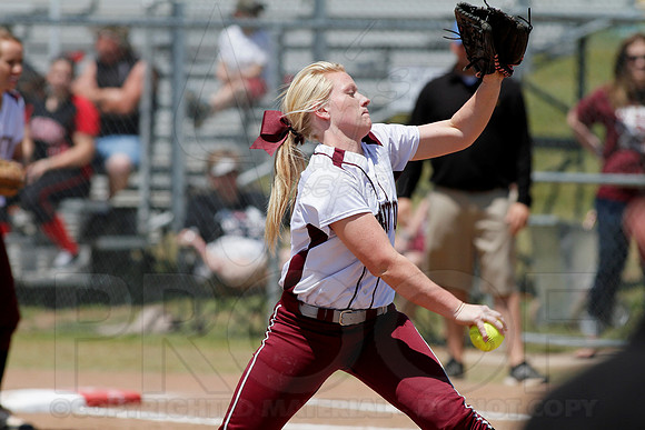 Benton vs. Mountain Home 6A State Softball Playoffs 5-11-13 (© Justin Manning) JWM0026