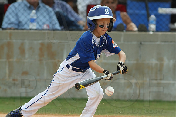 Benton-Midkiff vs. Bryant-Griffin 8 year old (Cal Ripken) 7-20-2014 (©Justin Manning) JWM_098