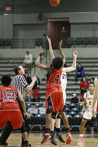 ASU @ UALR 3-2-130007 (©Justin Manning)