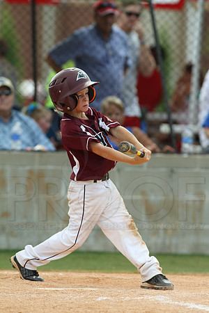 Benton-Midkiff vs. Bryant-Griffin 8 year old (Cal Ripken) 7-20-2014 (©Justin Manning) JWM_031