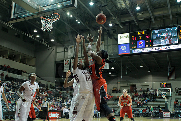 Arkansas State @ UALR Women's Basketball 3-1-2014 (© Justin Manning) JWM_0536