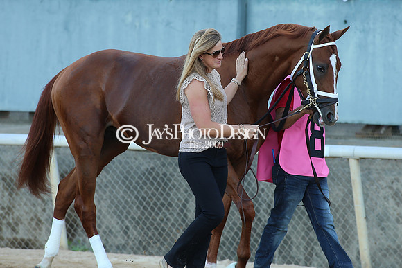 z220402_ArkansasDerbyday_Manning_JWM_1757