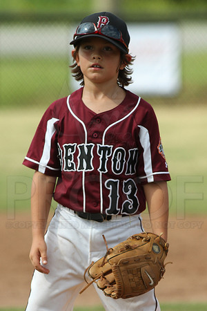 Benton-Midkiff vs. Bryant-Griffin 8 year old (Cal Ripken) 7-20-2014 (©Justin Manning) JWM_219