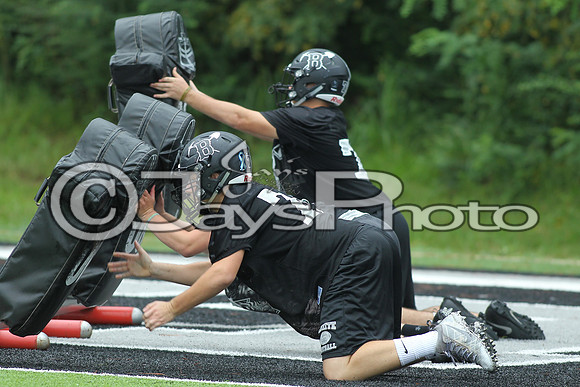 Bauxite Football Practice 8-2-17_JWM00079
