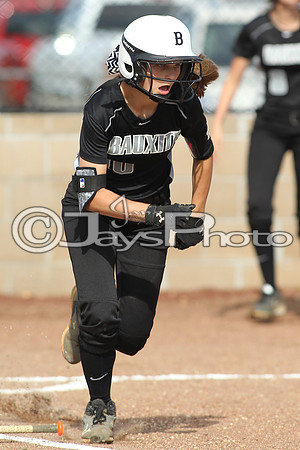Bauxite @ Harmony Grove softball 4-21-2015 (©Justin Manning) JWM_0028