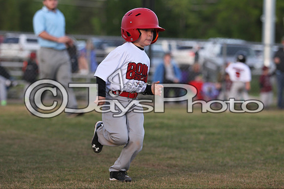 Bomb Squad vs Tigers 6-7 year old (Pitching Machine) 4-27-2015 (©Justin Manning) JWM_0021