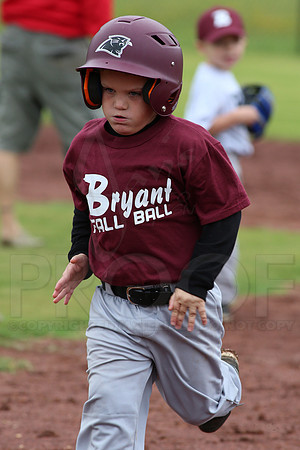 Bryant Fall Ball 9-13-2014 (©Justin Manning) JWM_217