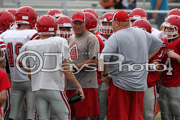 Glen Rose towel game (preseason football red-white game) 5-28-2015 (©Justin Manning) JWM_0047