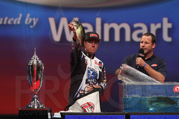 FLW Forrest Wood Cup Day final day 8-18-13 (© Justin Manning) JWM0352