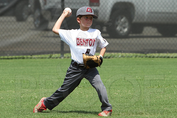 Benton vs. Mountain Home 5-6 year old All Stars 7-12-2014 (©Justin Manning) JWM_004