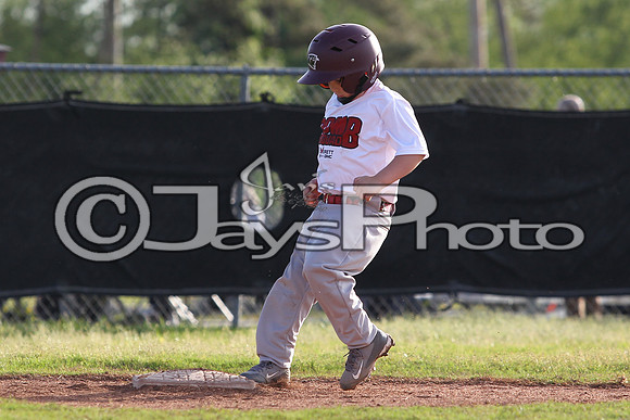 Bomb Squad vs Tigers 6-7 year old (Pitching Machine) 4-27-2015 (©Justin Manning) JWM_0151