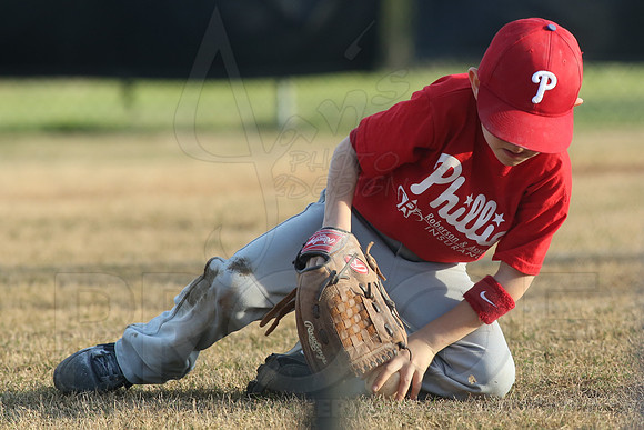 Phillies vs. Bomb Squad 4-10-14 4-10-2014 (© Justin Manning) JWM_0108