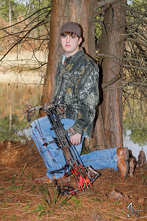 Austin Hicks senior pictures 12-29-13 (�Justin Manning) (�Justin Manning) (�Justin Manning) JWM_0091