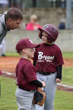 Bryant Fall Ball 9-13-2014 (©Justin Manning) JWM_271